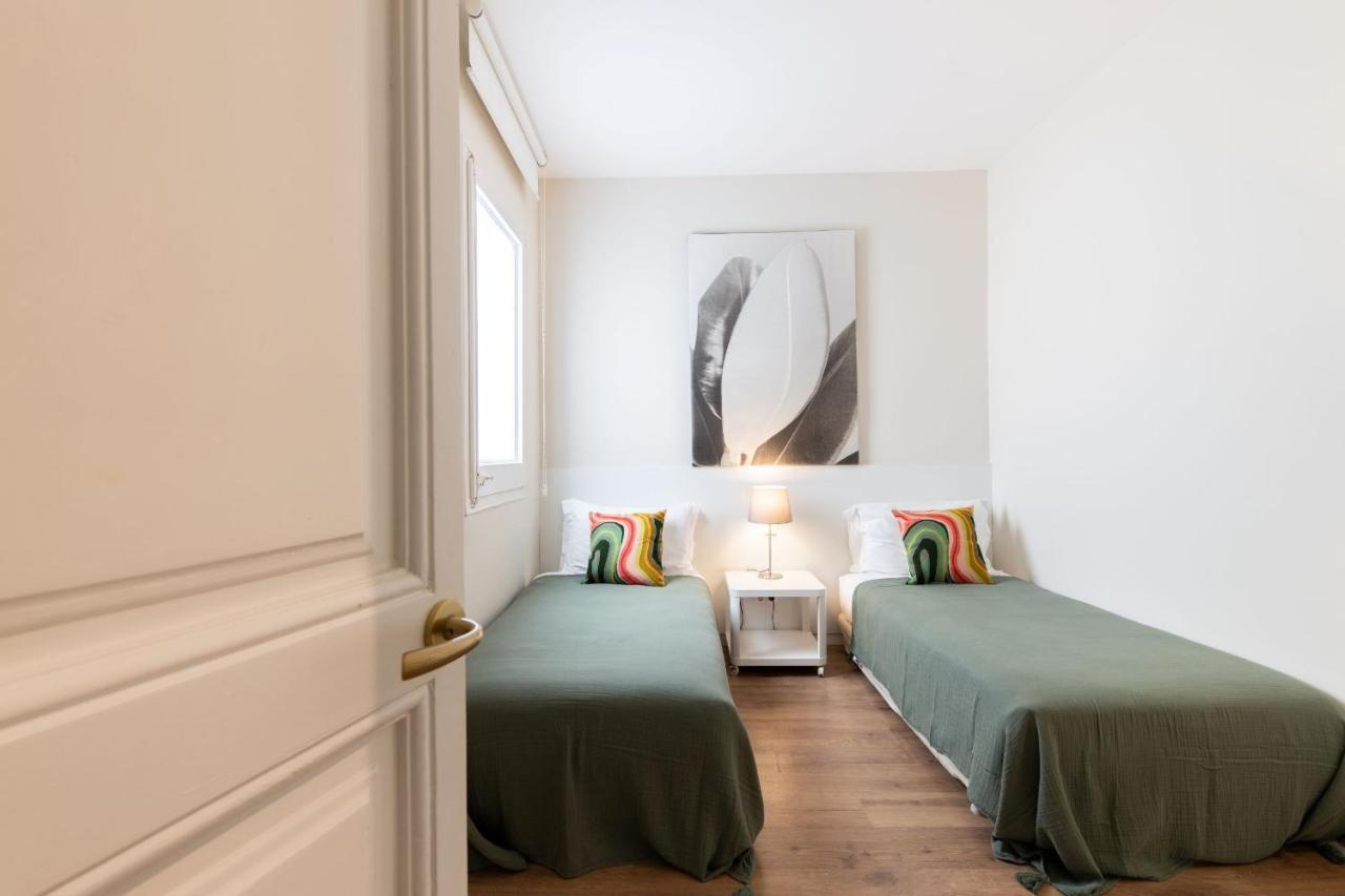 Ola Living Diagonal II Apartments Barcelona Luaran gambar