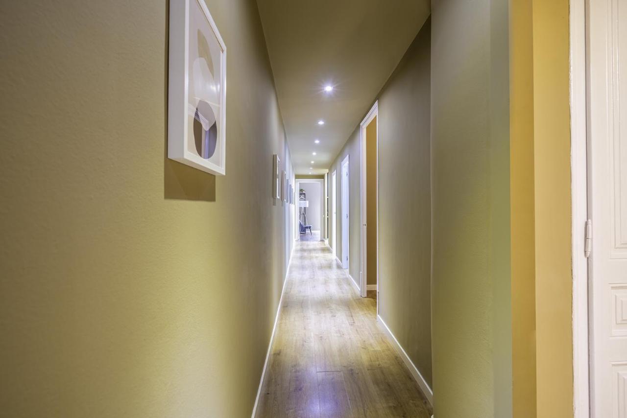 Ola Living Diagonal II Apartments Barcelona Luaran gambar